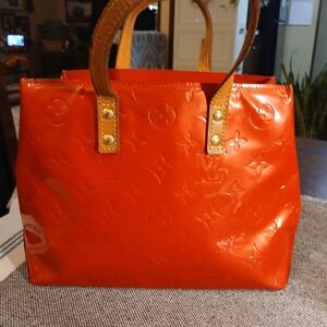 Authentic Louis Vuitton Vernis Red Reade PM M91088